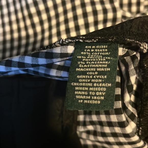 Ralph Lauren Bermuda Shorts - Picture 4 of 5